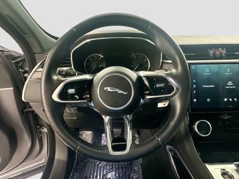 Used 2023 Jaguar F-PACE S AWD/4WD image 12