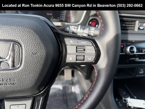 Used 2025 Honda Pilot Black Edition image 18