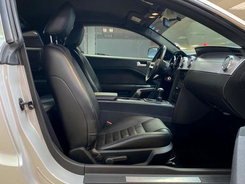 Used 2006 Ford Mustang GT image 35