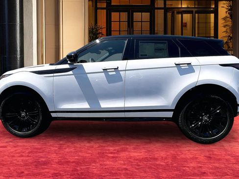 New 2026 Land Rover Range Rover Evoque Hoxton AWD/4WD image 2