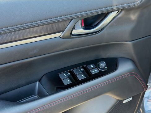 Used 2025 MAZDA CX-5 Carbon Edition image 23