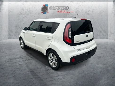 Used 2019 Kia Soul w/ Convenience Package FWD image 3