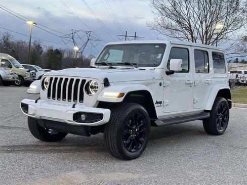 Used 2021 Jeep Wrangler Unlimited Sahara image 25