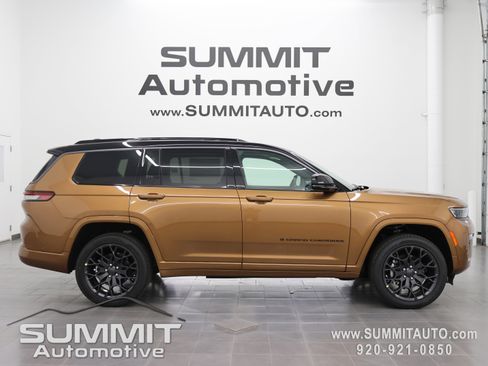 New 2026 Jeep Grand Cherokee L Summit AWD/4WD image 1