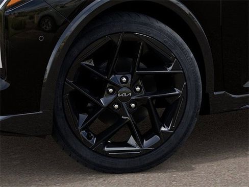 New 2025 Kia K4 GT-Line Turbo image 9