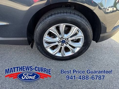 Certified 2022 Ford Edge Titanium AWD/4WD image 15
