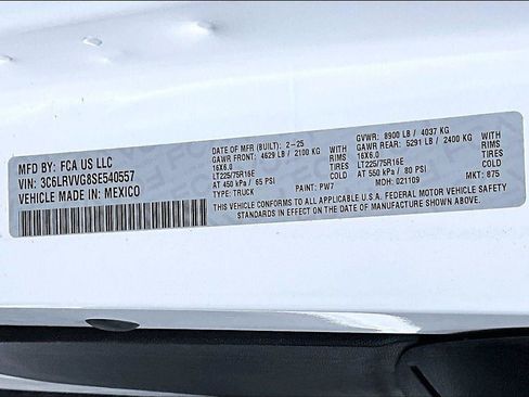 Used 2025 RAM ProMaster 2500 w/ Convenience Group FWD image 34