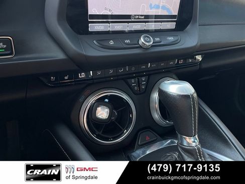 Used 2018 Chevrolet Camaro SS RWD image 19