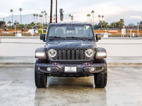New 2026 Jeep Gladiator Rubicon AWD/4WD image 3