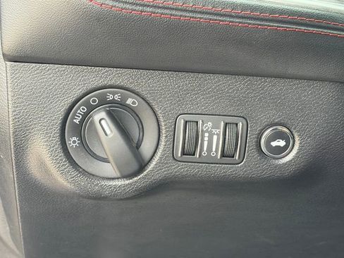Used 2020 Dodge Challenger R/T Scat Pack RWD image 15