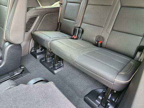 Used 2026 Chevrolet Tahoe Premier w/ Sun And Tow Package RWD image 14