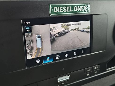 Used 2024 Mercedes-Benz Sprinter 2500 image 19