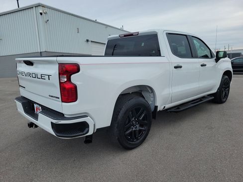 Used 2023 Chevrolet Silverado 1500 Custom w/ LPO, Dark Essentials Package image 4