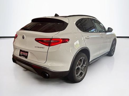 Used 2023 Alfa Romeo Stelvio Ti AWD/4WD image 6