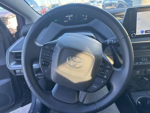 Used 2024 Toyota Prius LE image 14