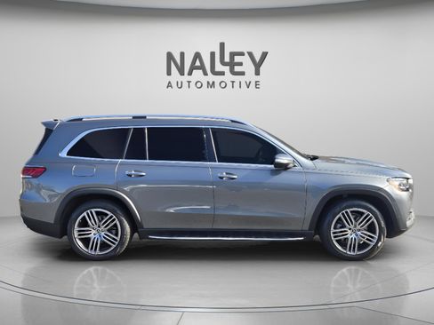 Used 2022 Mercedes-Benz GLS 450 4MATIC image 7
