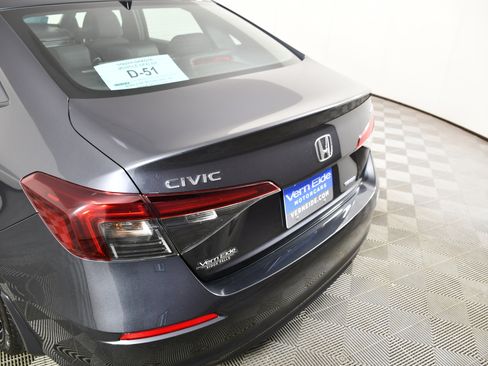 Certified 2025 Honda Civic Sport image 15