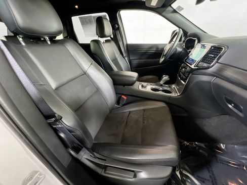 Used 2022 Jeep Grand Cherokee Laredo X image 28