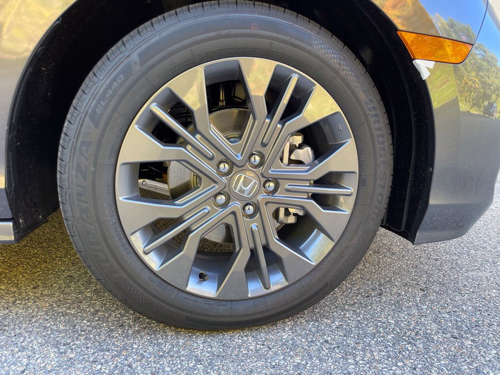 New 2027 Honda Odyssey Touring image 4