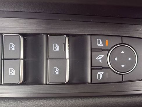 New 2026 Nissan Armada SL w/ Captain's Chari Seat Package RWD image 14