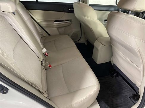 Used 2015 Subaru Crosstrek 2.0i Premium w/ Moonroof Package image 12