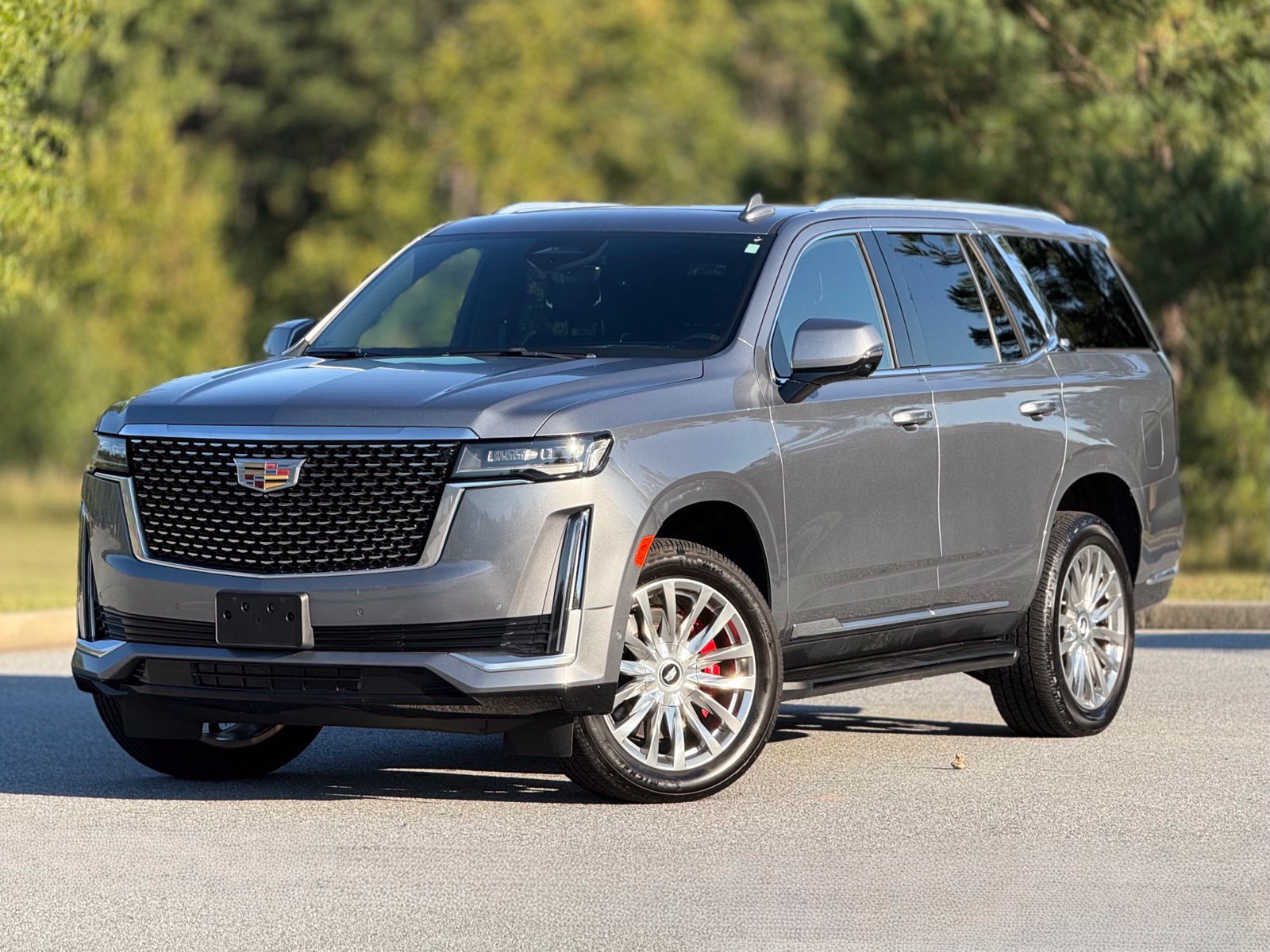 Used 2022 Cadillac Escalade Premium Luxury AWD/4WD image 8