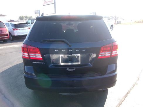 Used 2019 Dodge Journey SE image 7