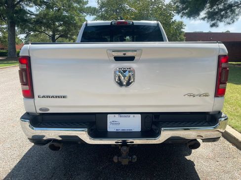 Used 2020 RAM 1500 Laramie AWD/4WD image 4