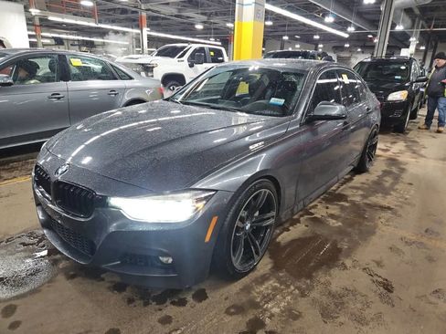 Used 2018 BMW 340i xDrive Sedan w/ Premium Package image 1