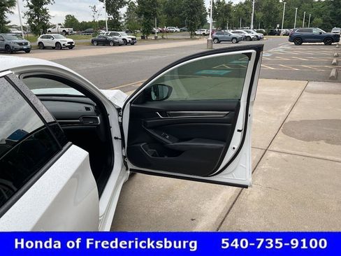 Used 2022 Honda Accord Sport image 18