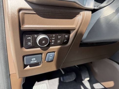 Used 2025 Ford F150 King Ranch AWD/4WD image 19
