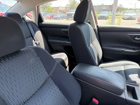 Used 2017 Nissan Altima 2.5 SV FWD image 26