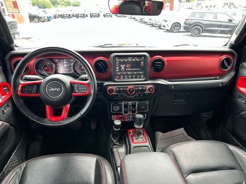 Used 2022 Jeep Gladiator Rubicon w/ Cold Weather Group AWD/4WD image 23