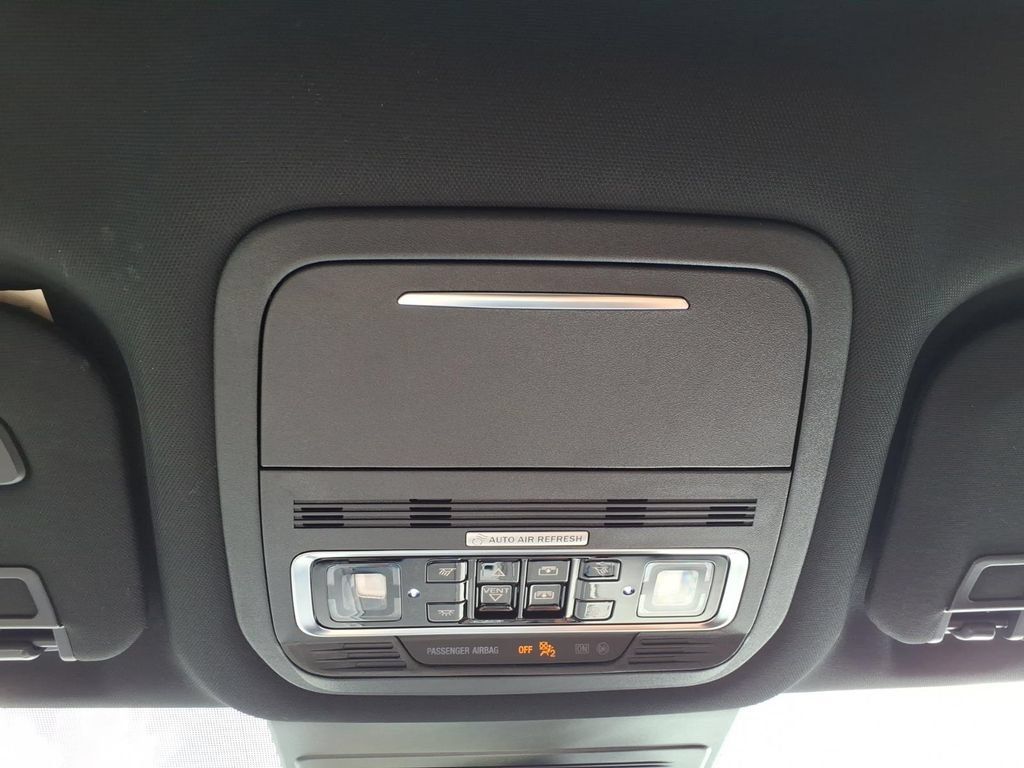 Used 2026 Lincoln Nautilus Reserve AWD/4WD image 25