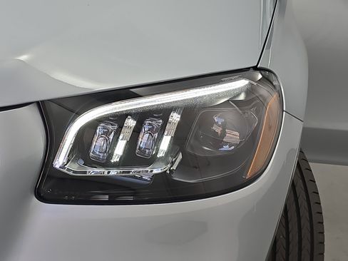 New 2026 Mercedes-Benz GLS 450 4MATIC image 33