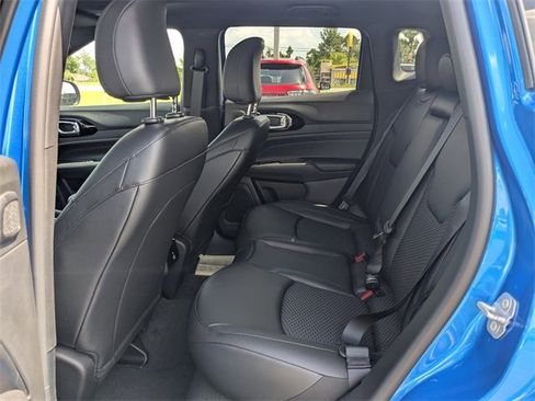 New 2025 Jeep Compass Latitude w/ Sun & Sound Group image 13