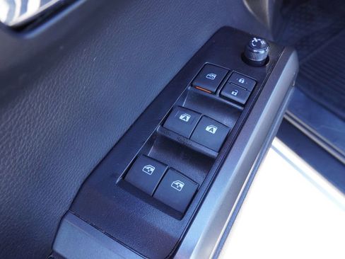 Used 2023 Toyota Tacoma TRD Sport image 17