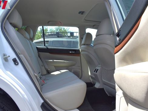 Used 2013 Subaru Outback 3.6R Limited image 26