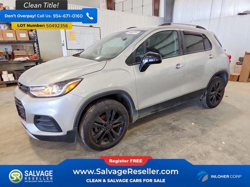 Used 2018 Chevrolet Trax LT w/ Redline Edition image 1