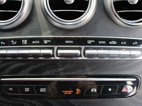 Used 2022 Mercedes-Benz GLC 300 image 45