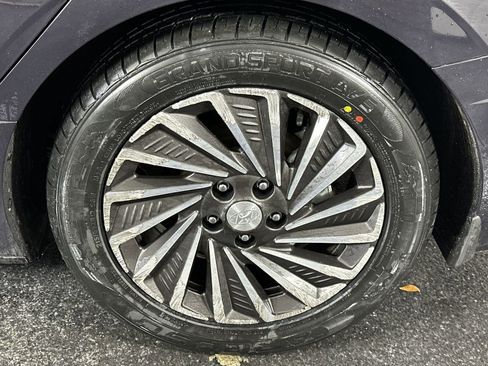 Used 2023 Hyundai Sonata Limited FWD image 10