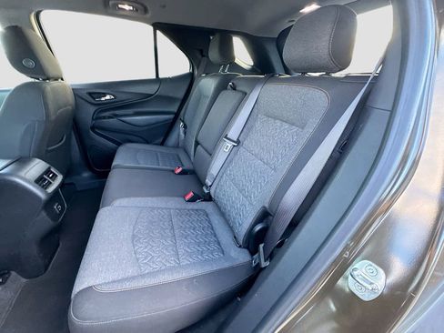 Used 2023 Chevrolet Equinox LT image 22