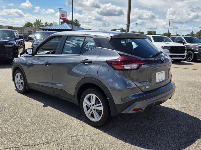 Used 2024 Nissan Kicks S FWD image 10