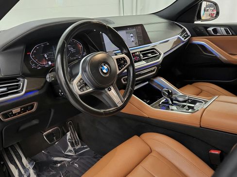 Used 2022 BMW X6 xDrive40i w/ M Sport Package AWD/4WD image 16