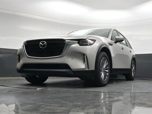 Used 2025 MAZDA CX-90 3.3 Turbo w/ Preferred Package AWD/4WD image 39