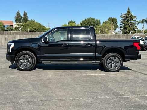 Certified 2025 Ford F150 Lightning Flash AWD/4WD image 6