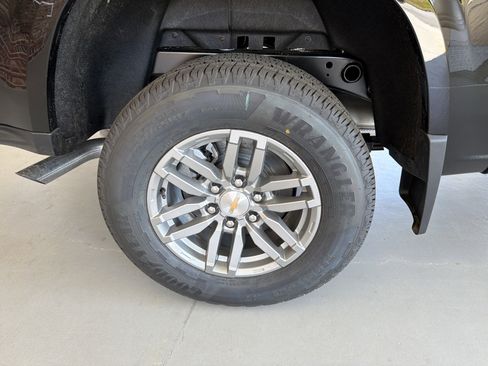 New 2026 Chevrolet Colorado LT image 17