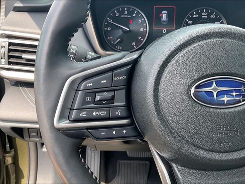 Used 2025 Subaru Outback Touring AWD/4WD image 19