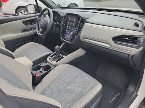 Certified 2025 Subaru Forester Premium image 26