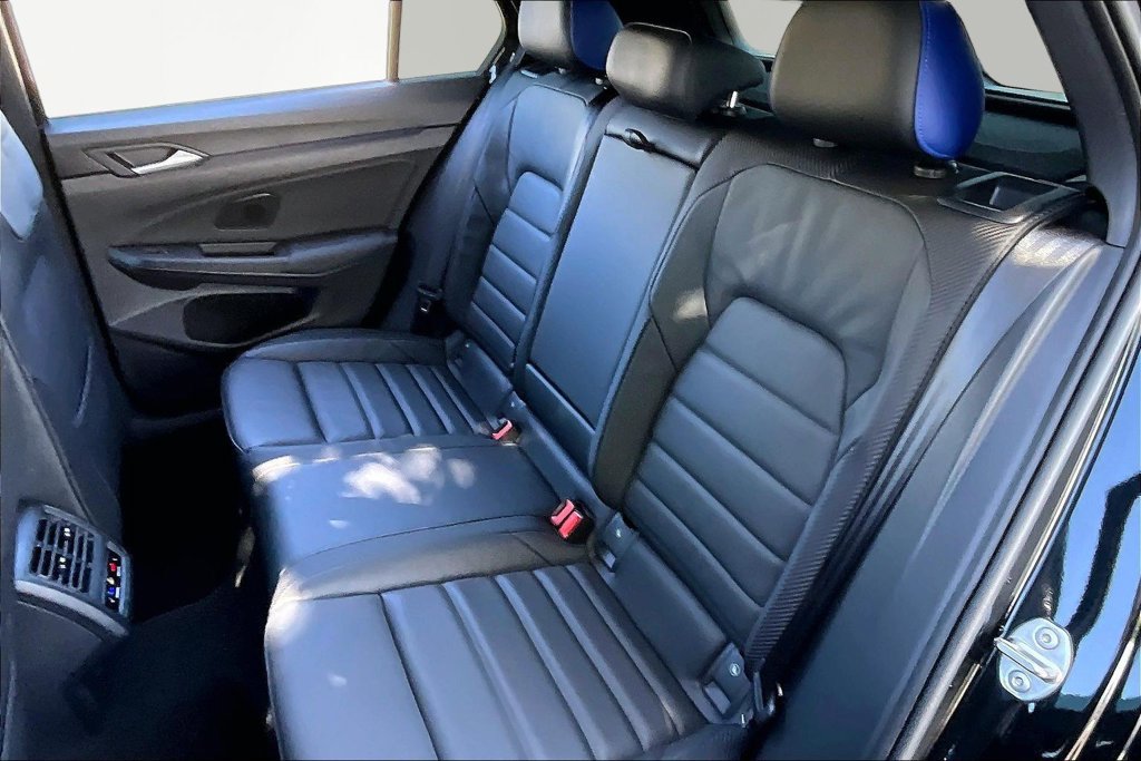 Used 2026 Volkswagen Golf AWD/4WD image 16